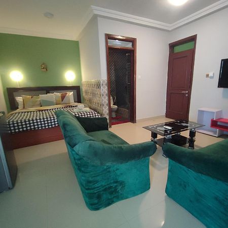 Ellisa Hospitality And Spa Hotell Accra Eksteriør bilde