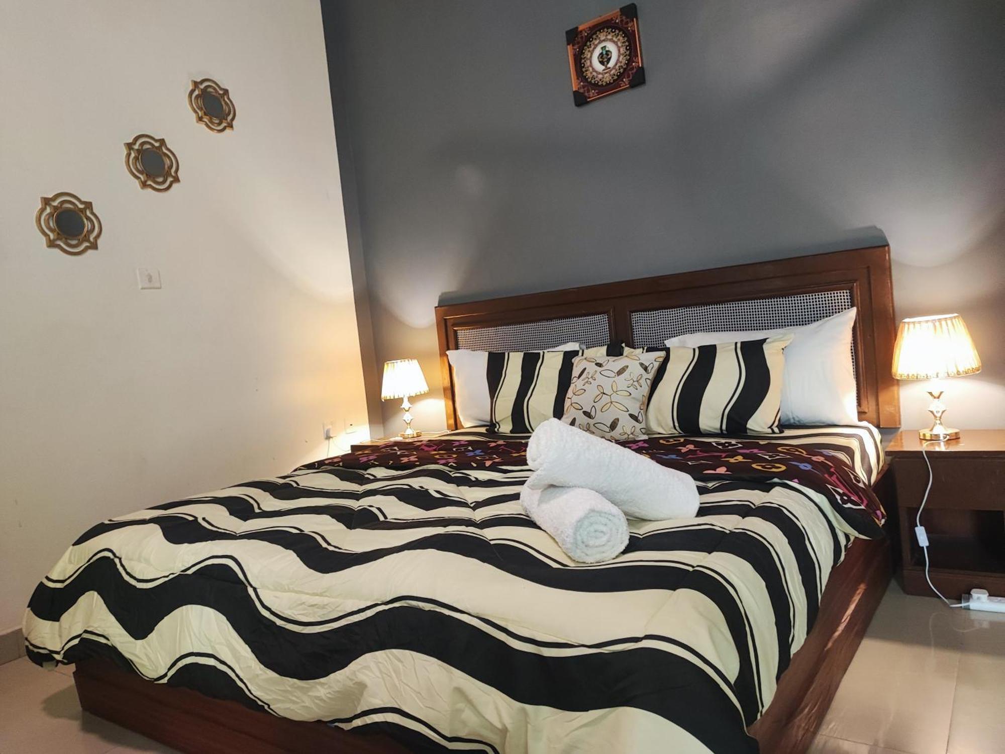 Ellisa Hospitality And Spa Hotell Accra Eksteriør bilde