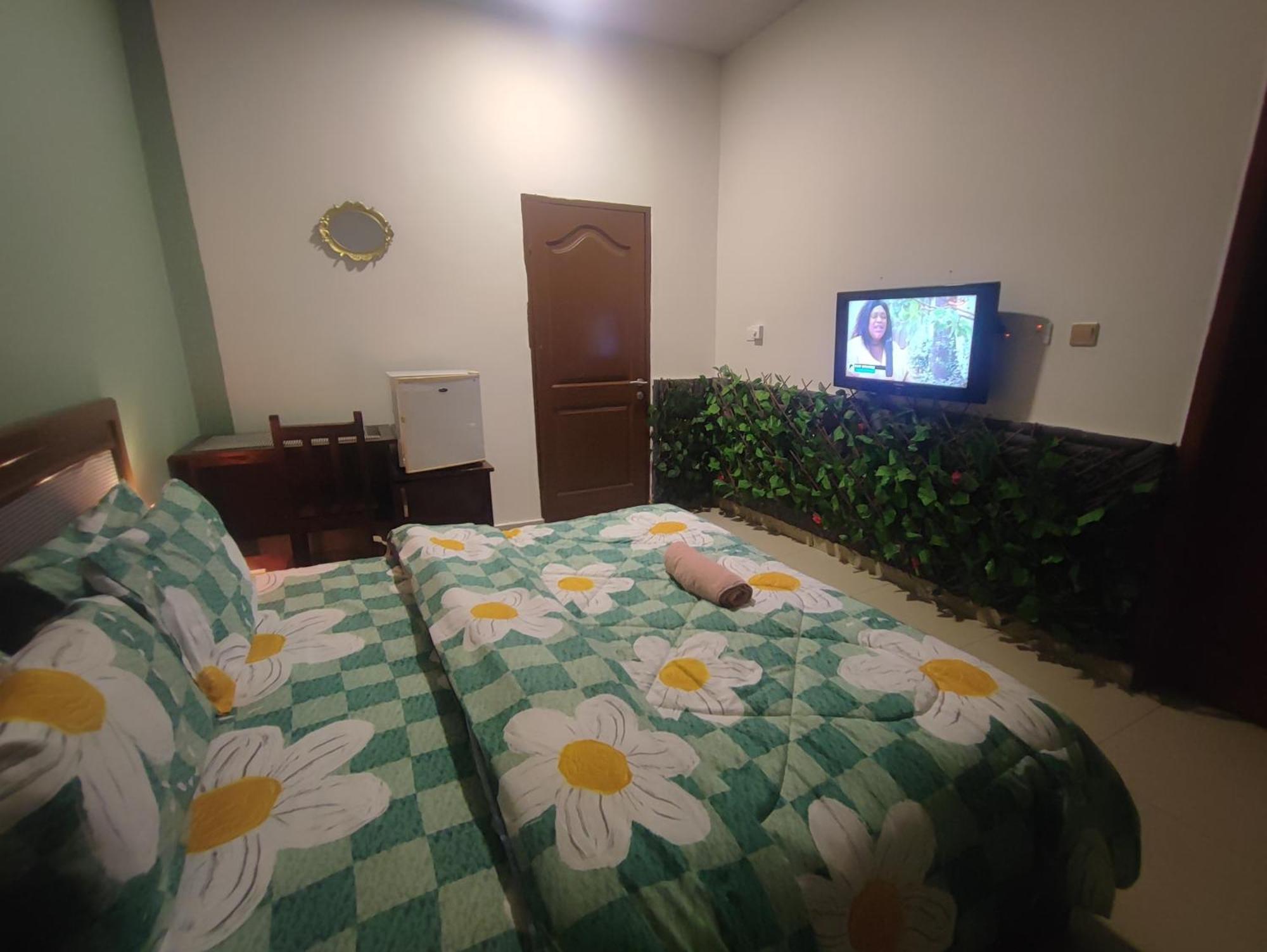 Ellisa Hospitality And Spa Hotell Accra Eksteriør bilde