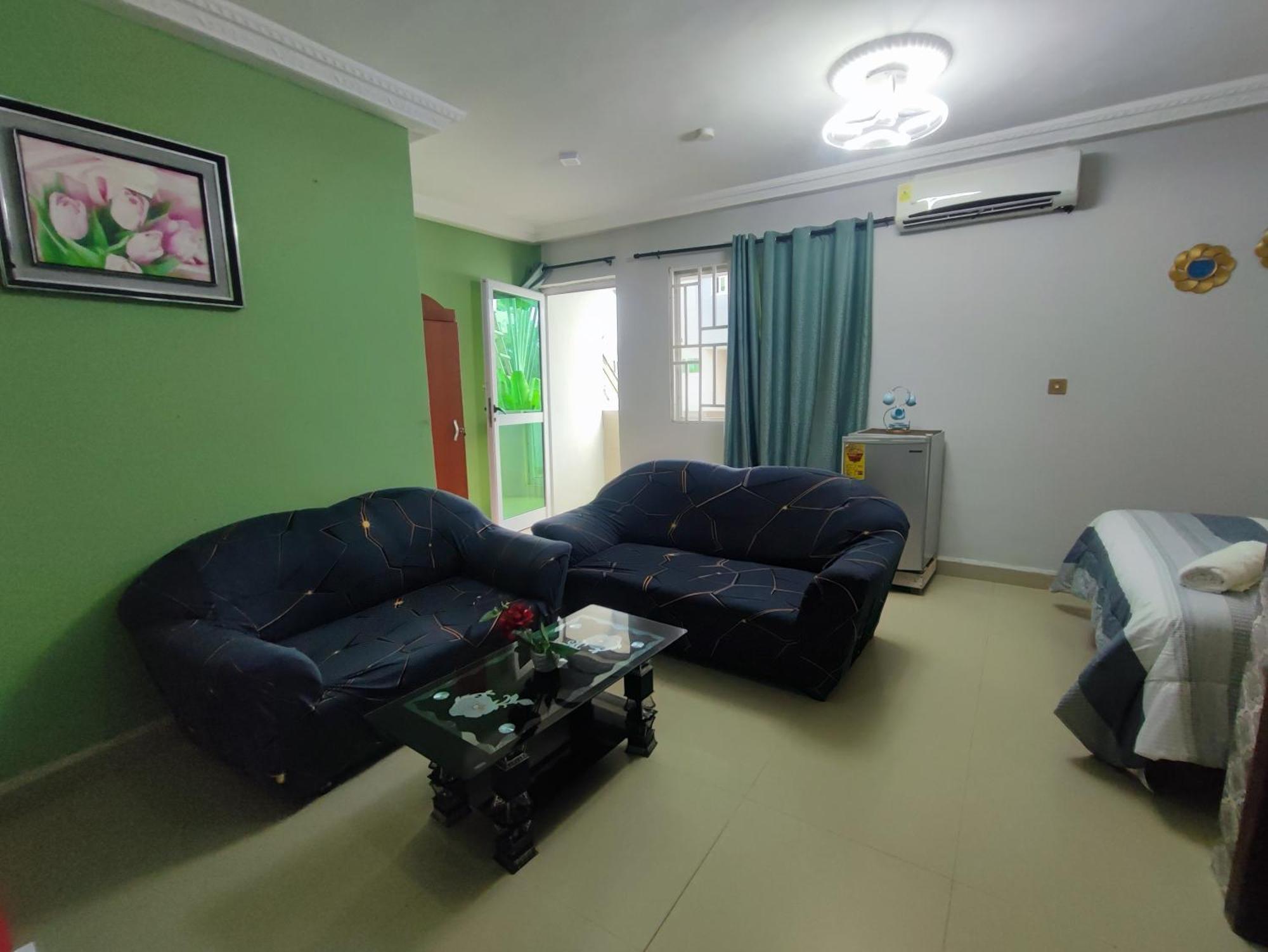 Ellisa Hospitality And Spa Hotell Accra Eksteriør bilde